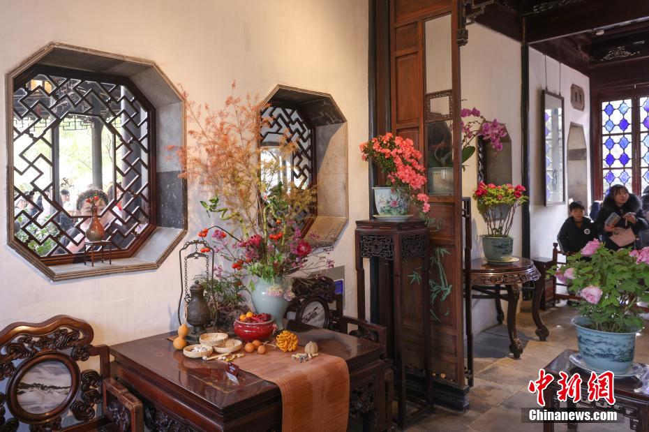 呈现江南园林之美 苏州拙政园一步一景引客来